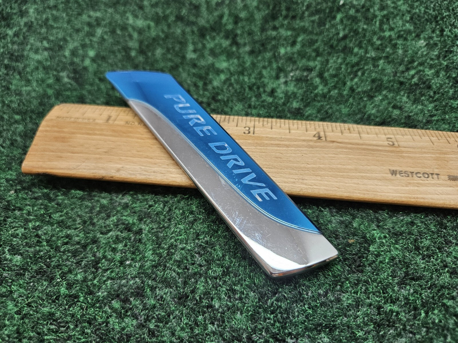 NISSAN ALTIMA VERSA SENTRA JUKE MURANO ROGUE PURE DRIVE EMBLEM BADGE LOGO GL3