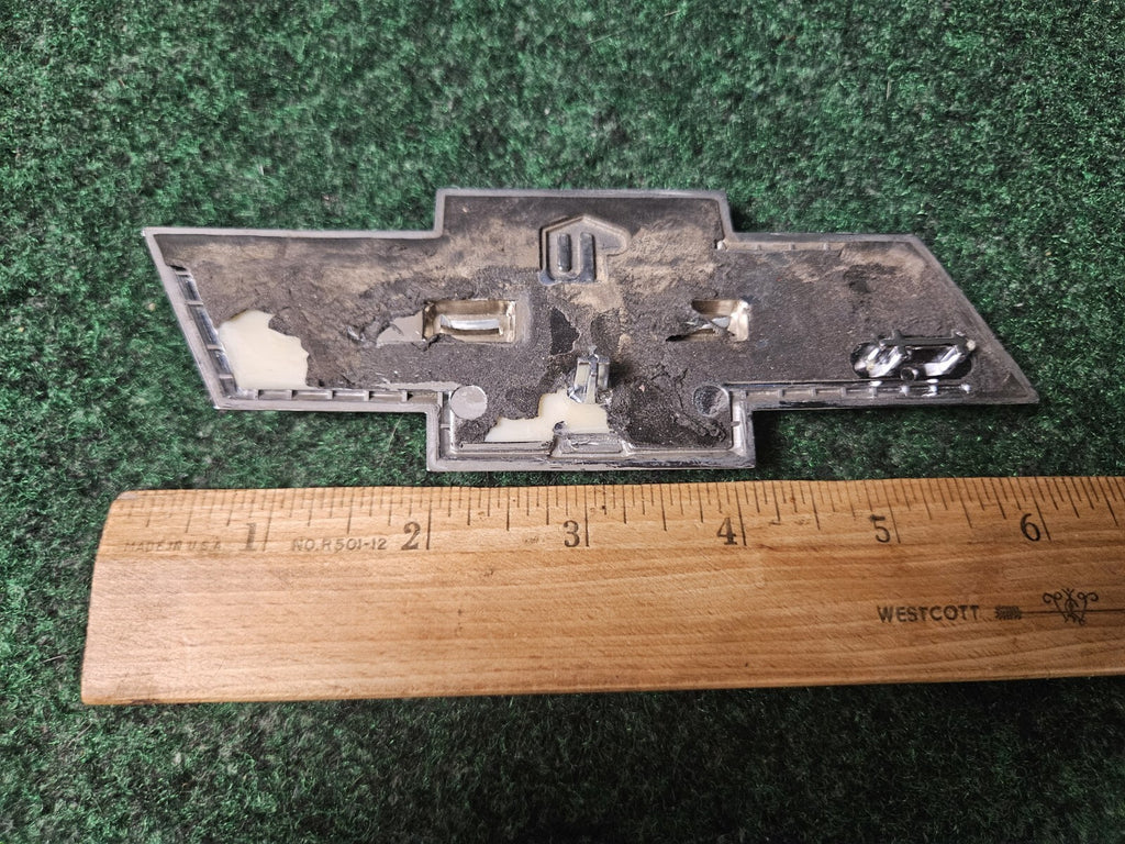 2008-2012 Chevy Malibu Rear Trunk Emblem Logo Badge Bowtie Bow Tie OEM 3L6