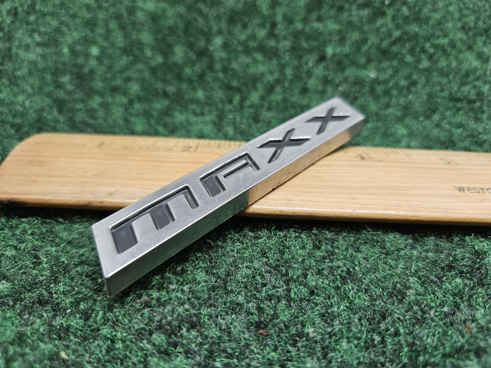 Chevy 2004-2007 Malibu Maxx Rear Emblem Badge Logo Nameplate Name 22696587 GL4