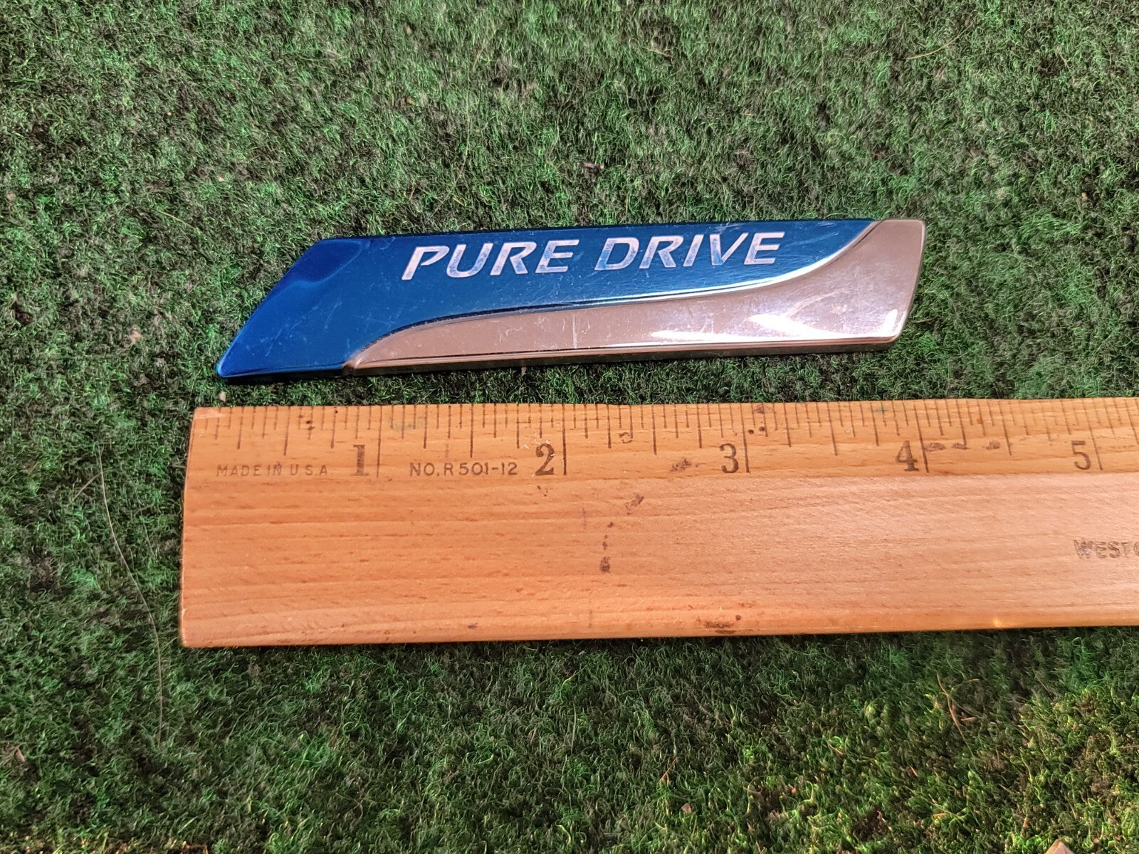 NISSAN ALTIMA VERSA SENTRA JUKE MURANO ROGUE PURE DRIVE EMBLEM BADGE LOGO 2M6