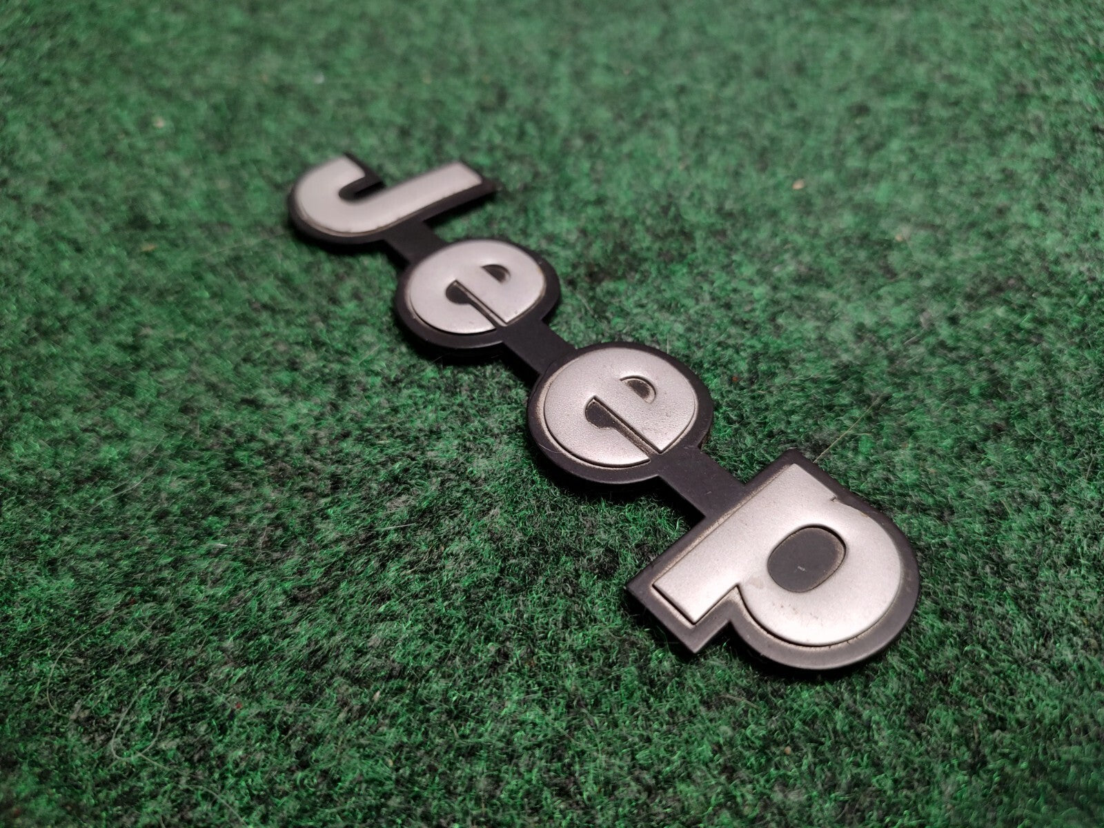 Jeep OEM Chrome & Black Plastic 5" Emblem Badge Logo Nameplate Name Insignia 1S2