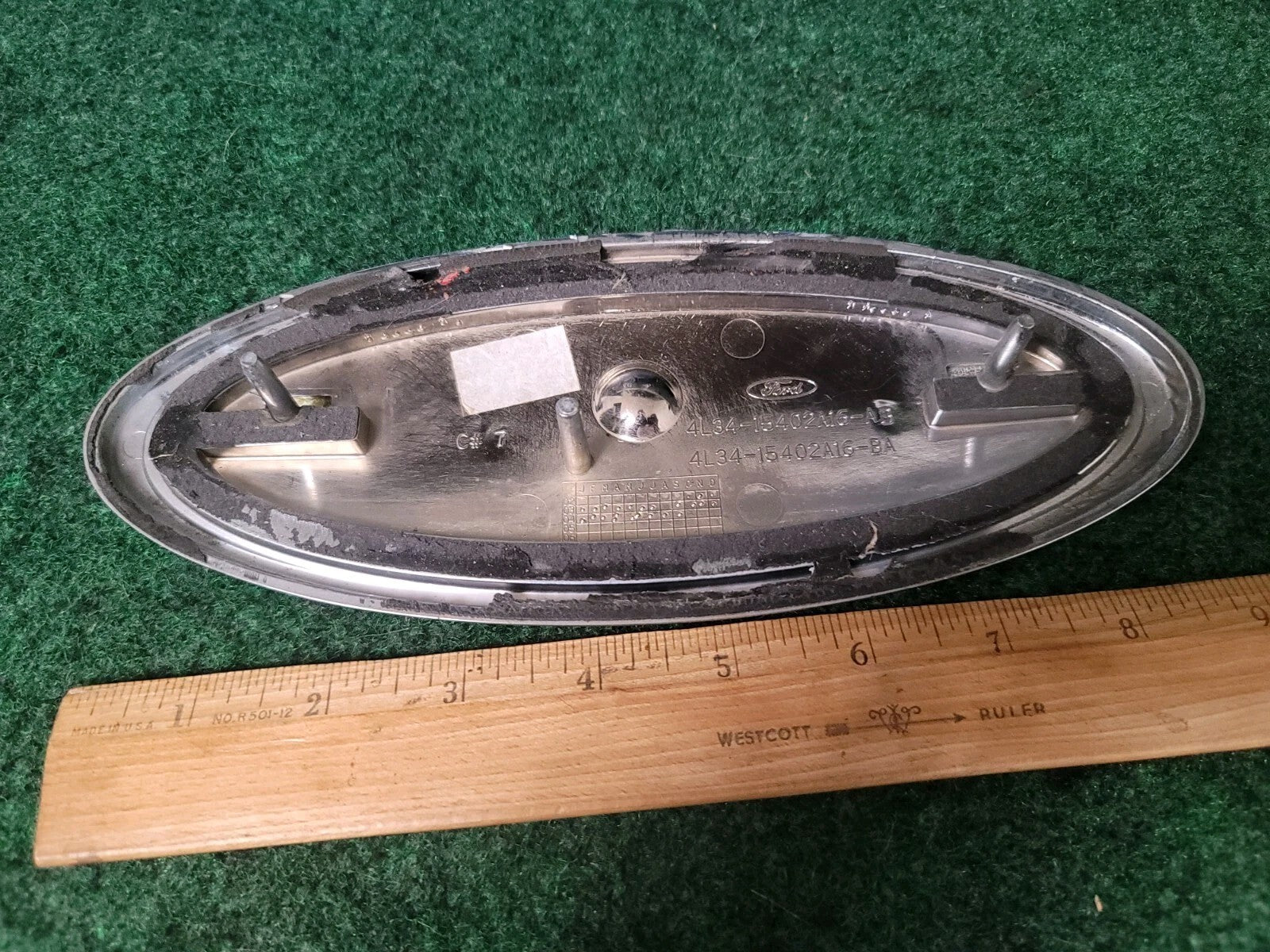 Ford Front Grille Emblem OEM 4L34-15402A16-AB 4L34-15402A16-BA Oval Badge 6S9