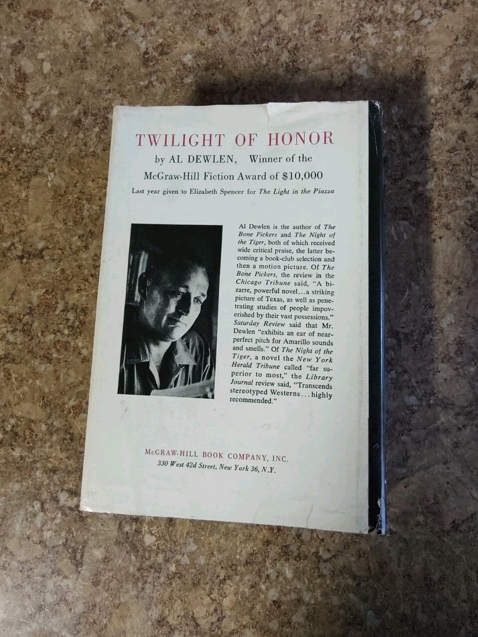 TWILIGHT OF HONOR BY AL DEWLEN Hardcover 1961 B12