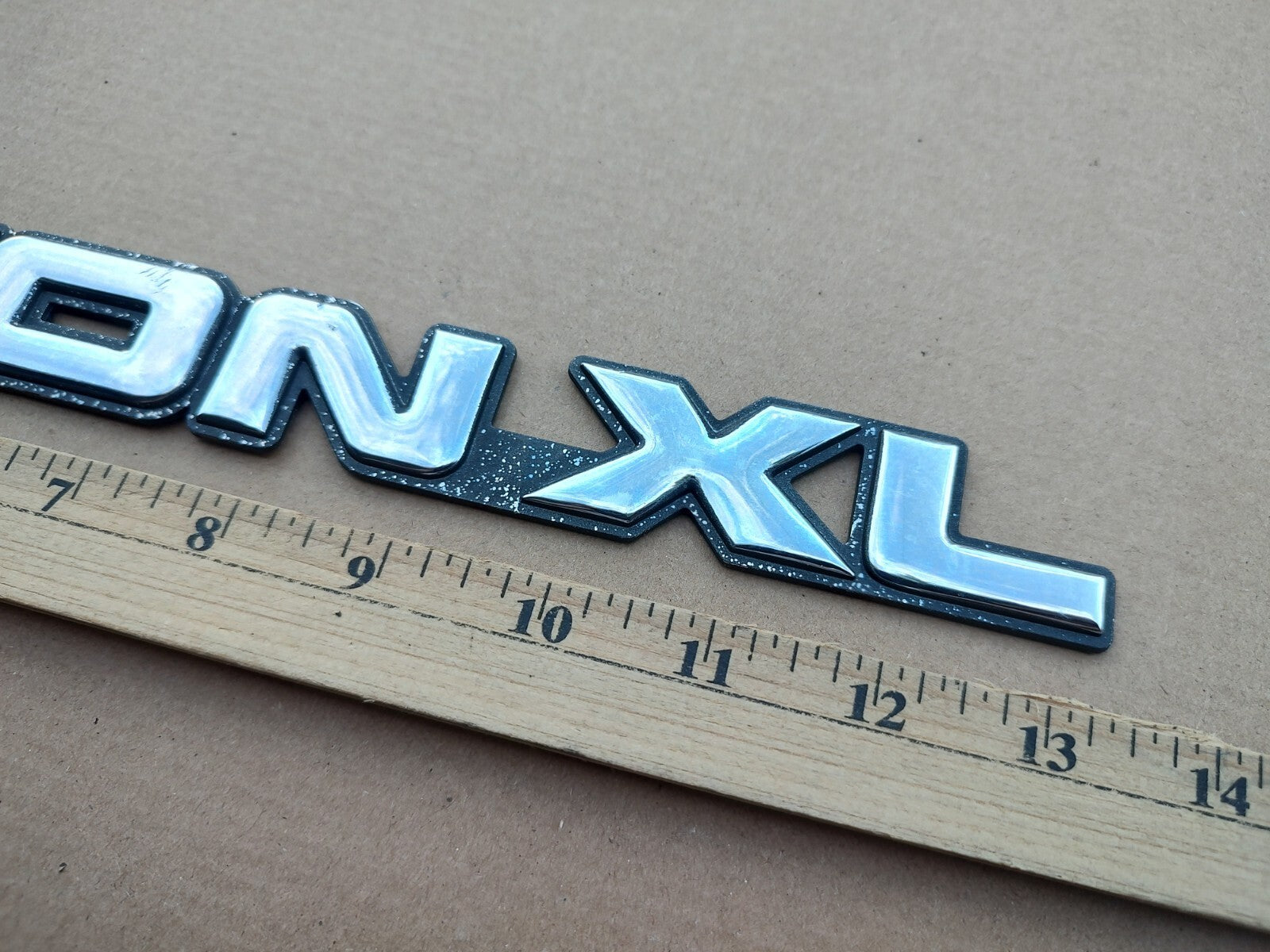 GMC 2000-2006 Yukon XL Front Door Side Emblem Badge Logo Nameplate 15746540 7S4