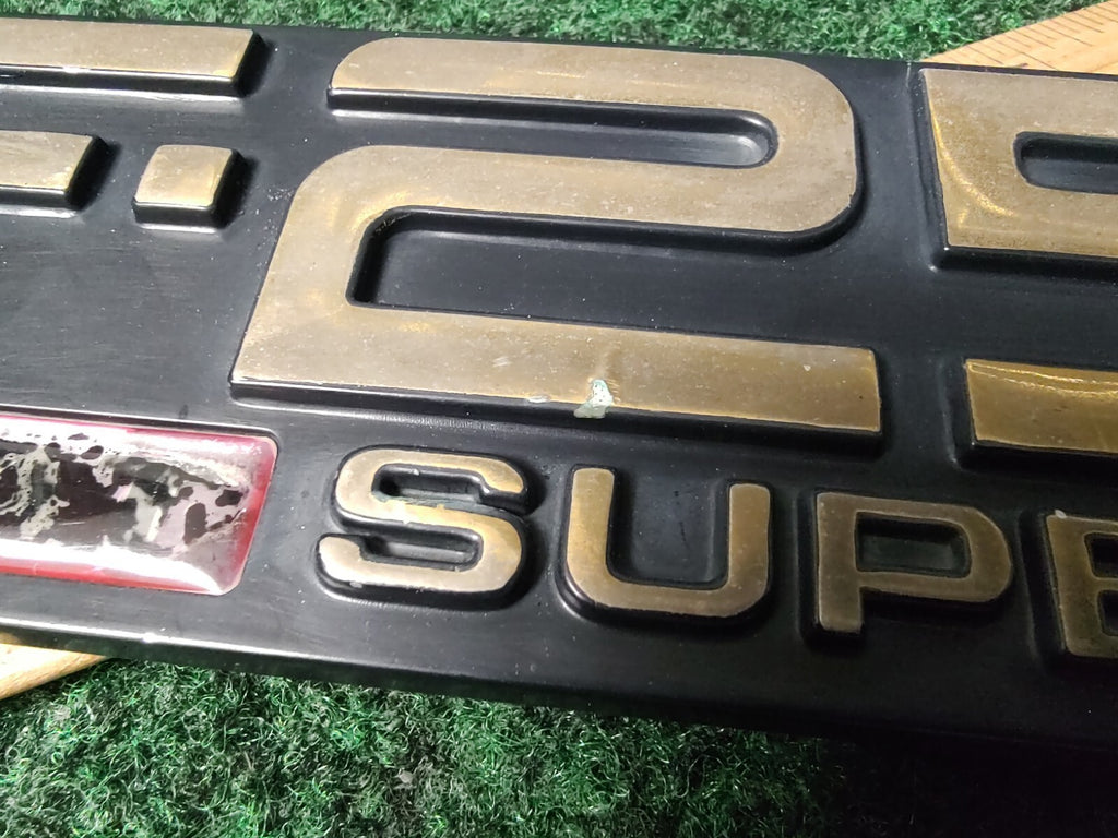 1999-2003 Ford F-250 LARIAT SUPER DUTY Fender Name Plate Emblem Badge OEM 7S1