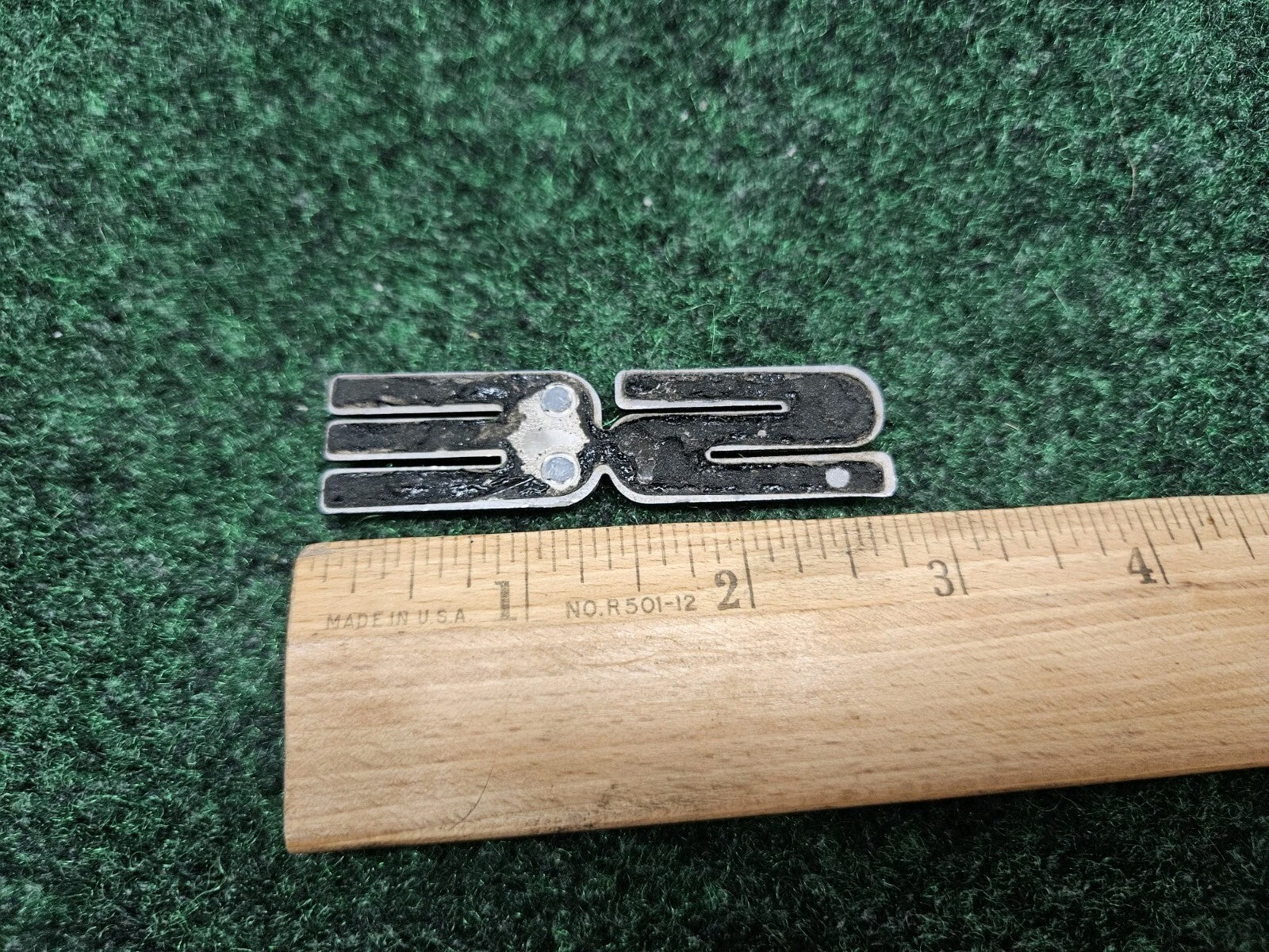 22657237 OEM GM EMBLEM PLATE BADGE SE FRONT DOOR 1999-2002 Pontiac GRAND AM GL1