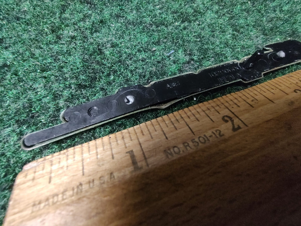 2000-2005 Chevrolet Impala Panel Emblem NAME PLATE BADGE 10290600 OEM 3S5