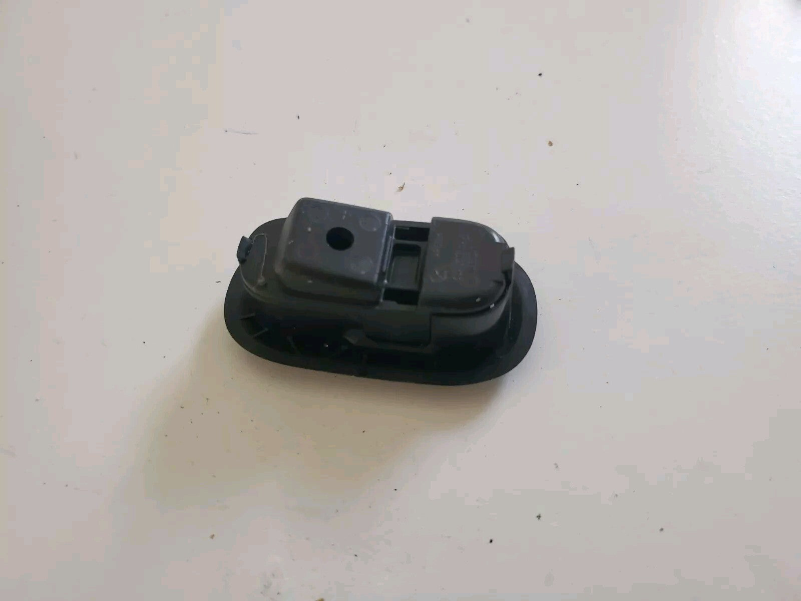 2011-2021 JEEP GRAND CHEROKEE ROOF HEADLINER RH OR LEFT SIDE COAT HOOK OEM 5L6