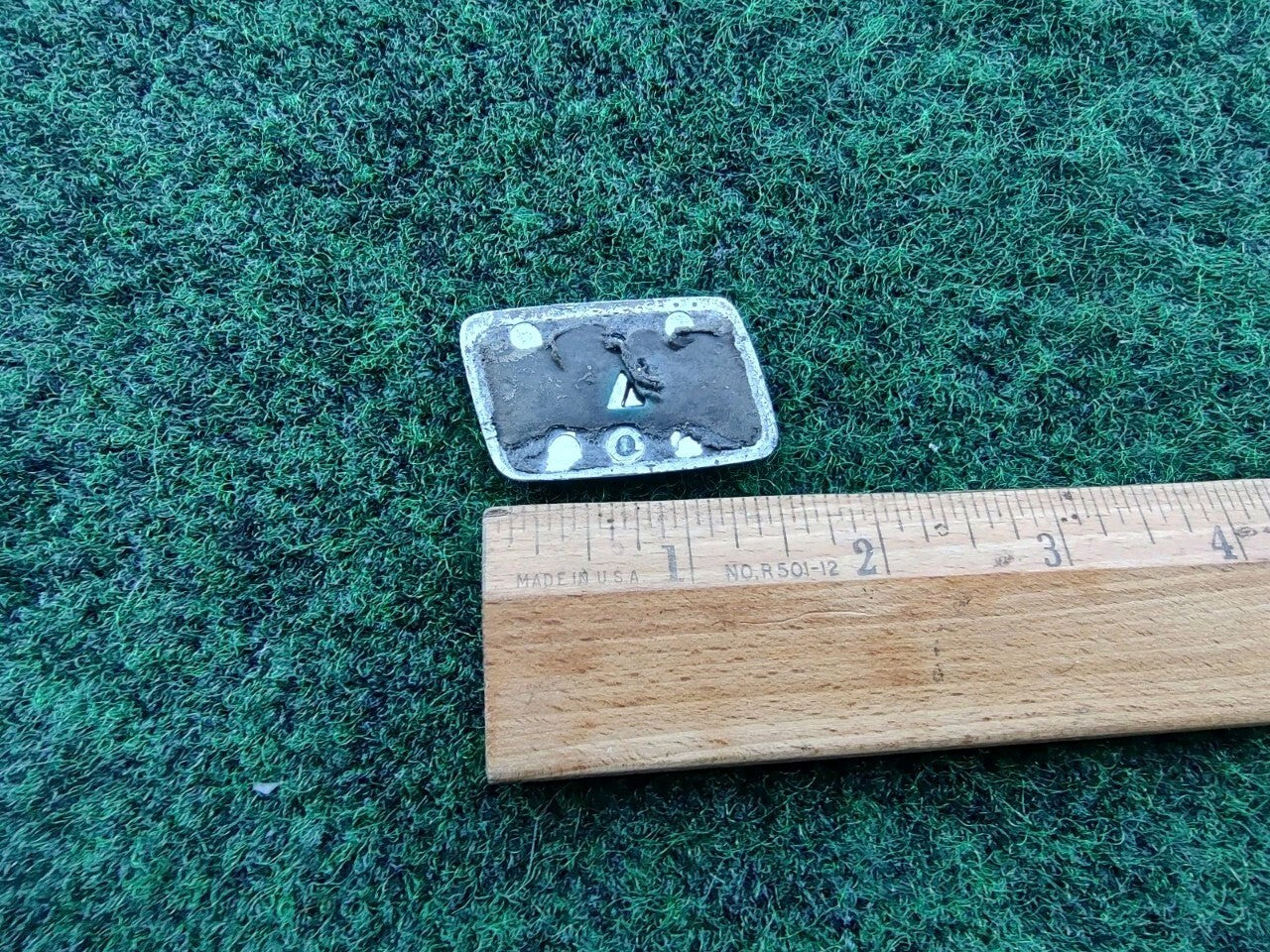 1997-2001 Toyota Camry LE Rear Trunk Lid Emblem Silver OEM 75443-33080 10L4
