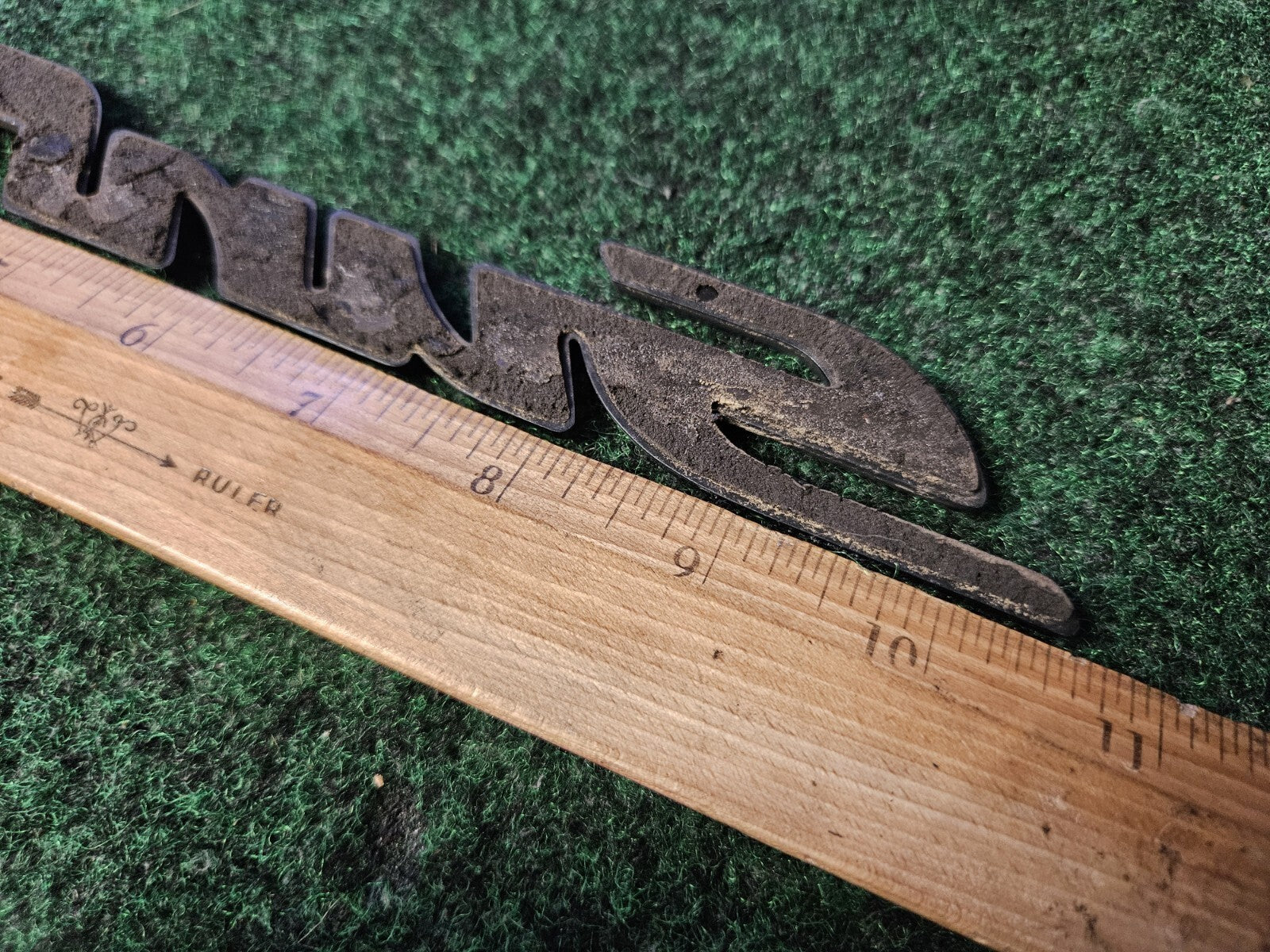 1998-2004 Pontiac Sunfire Green Emblem Badge Logo Nameplate Name Plate 4M9