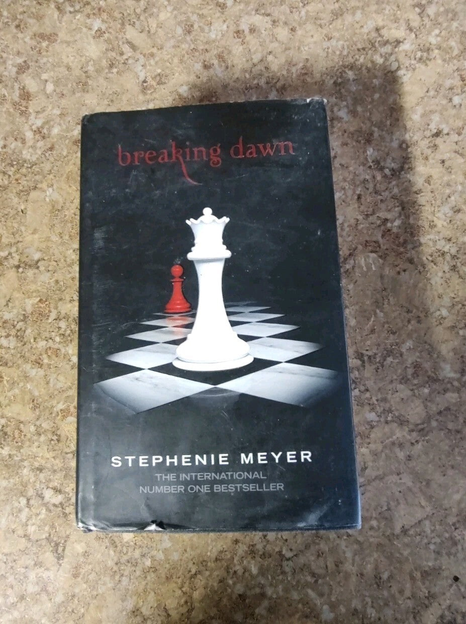 The Twilight Saga Ser.: Breaking Dawn by Stephenie Meyer Hardcover B12