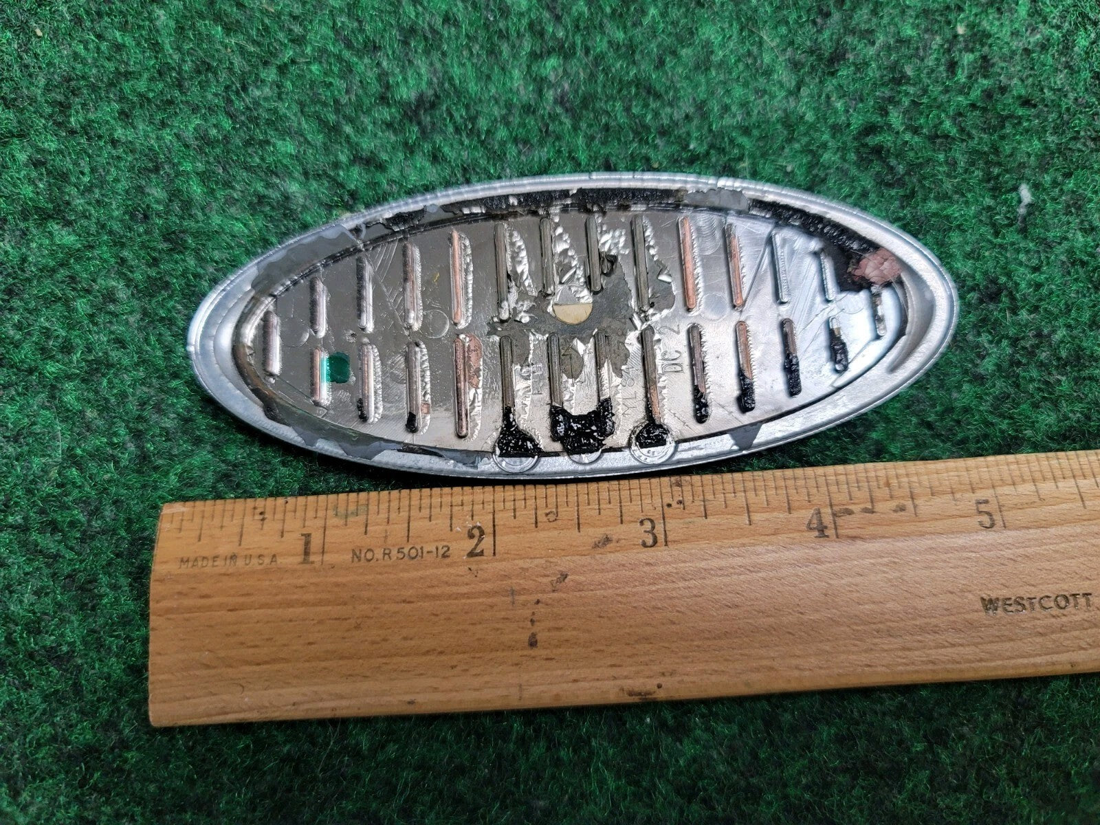 2001-2007 Ford Escape Tailgate Trunk Emblem BADGE YL84-7843500-AB 2M5