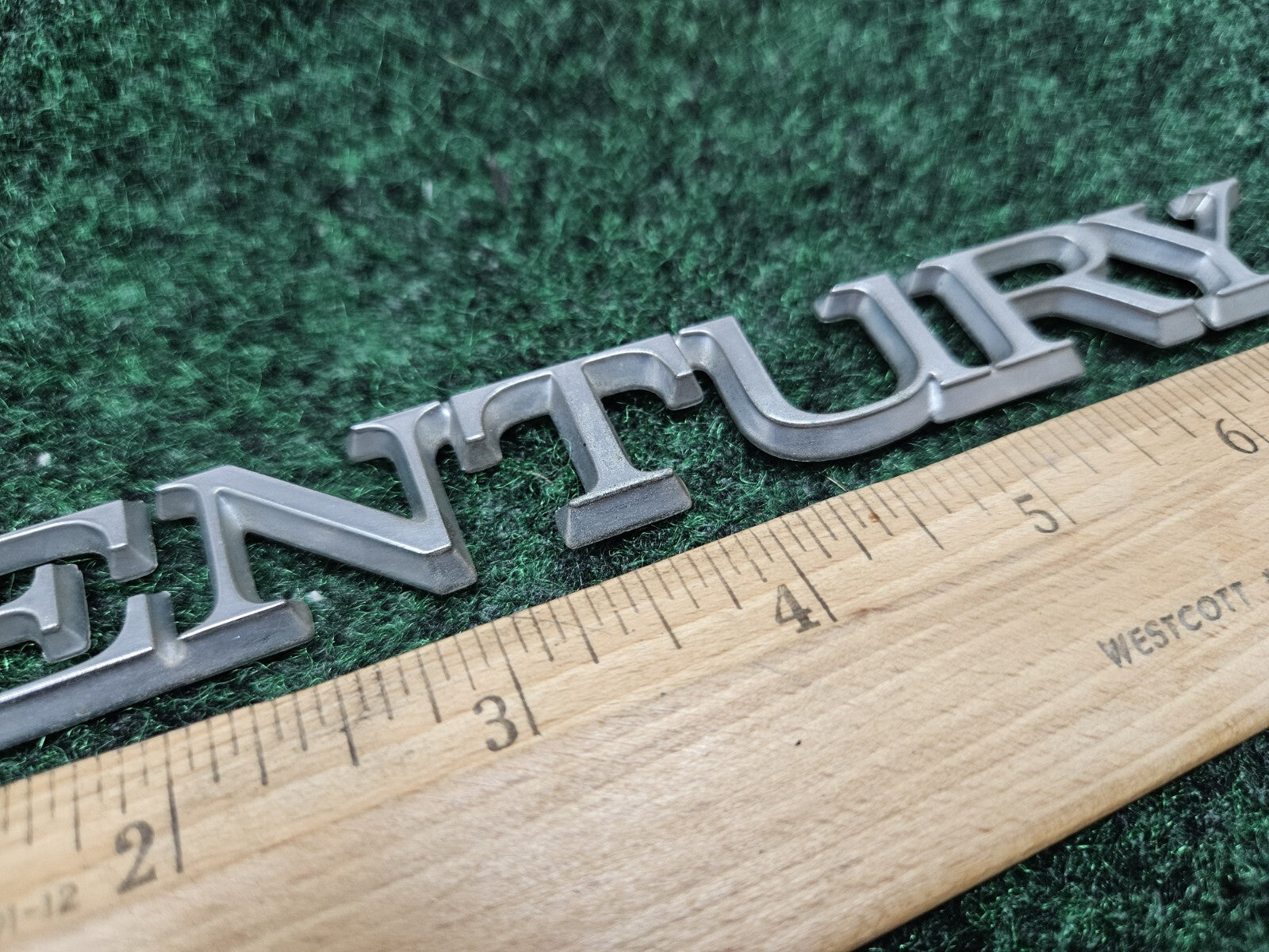 90 91 92 93 94 95 96 BUICK CENTURY SIDE EMBLEM BADGE SYMBOL LOGO OEM GL1