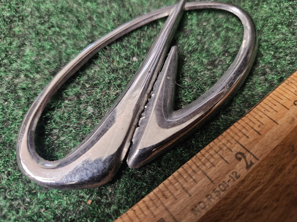 Vintage OLDSMOBILE Chrome EMBLEM SYMBOL BADGE OEM Nameplate Logo 3.5" 4S1