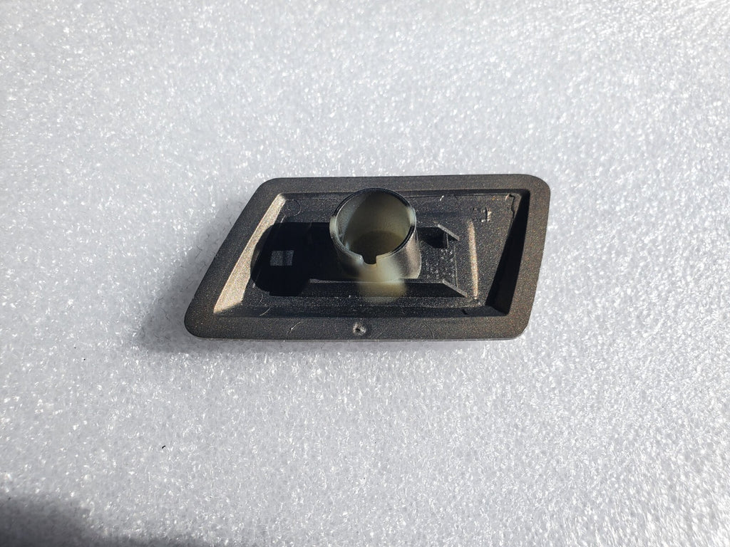 04-09 Cadillac SRX Bumper Headlight Washer Cap Cover LH Driver Beige/Tan 1L8