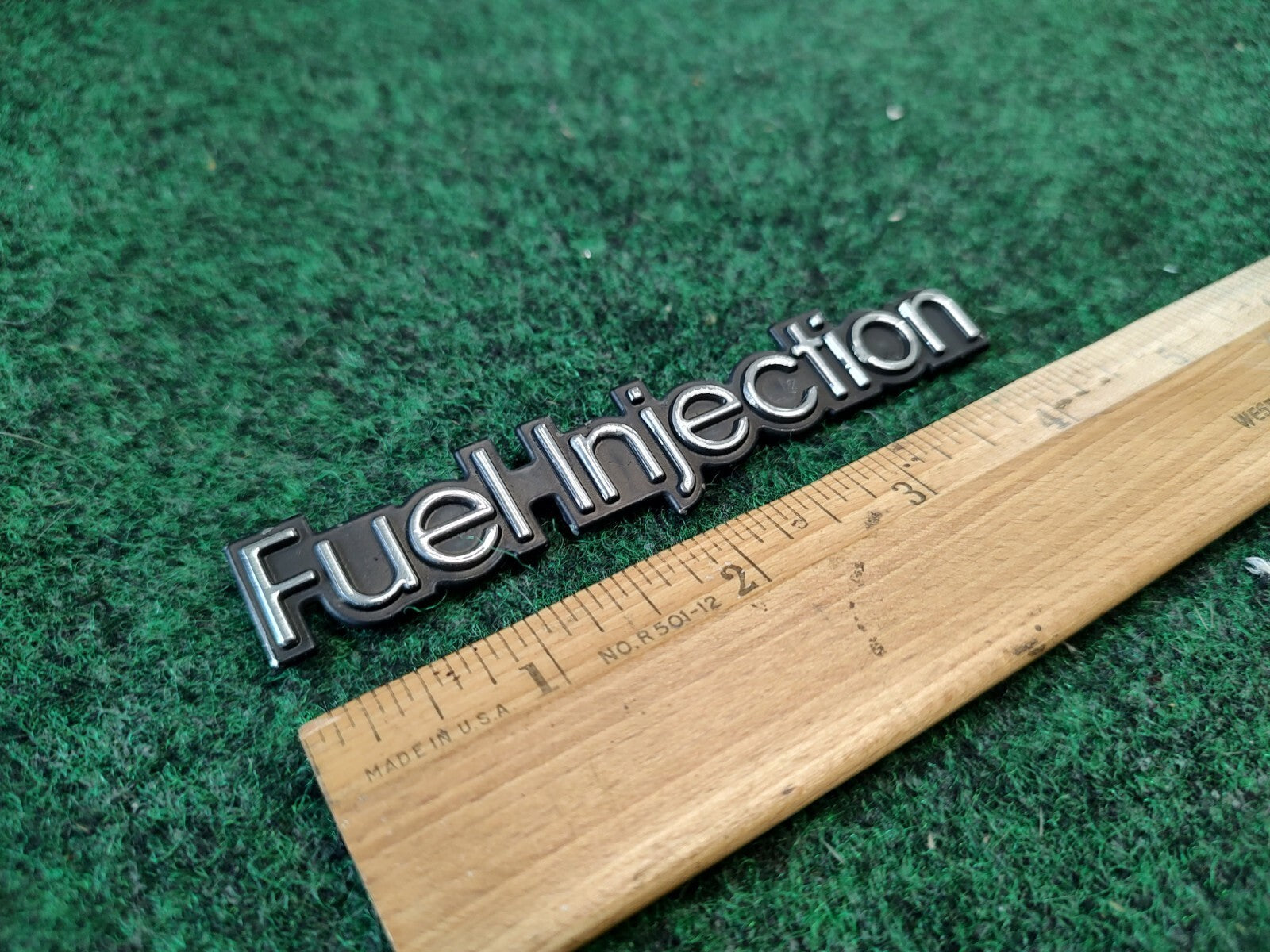 BUICK PONTIAC CHEVROLET OLDSMOBILE FUEL INJECTION SIDE EMBLEM LOGO BADGE OEM 1S5