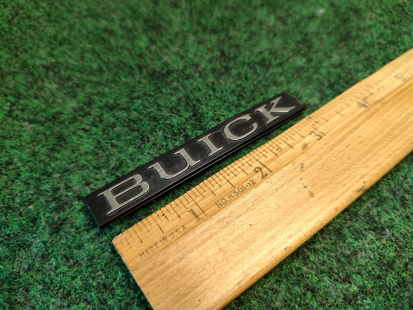 Buick OEM 1992-1996 Park Avenue Ultra Instrument Emblem Badge Logo 25550672 4S1
