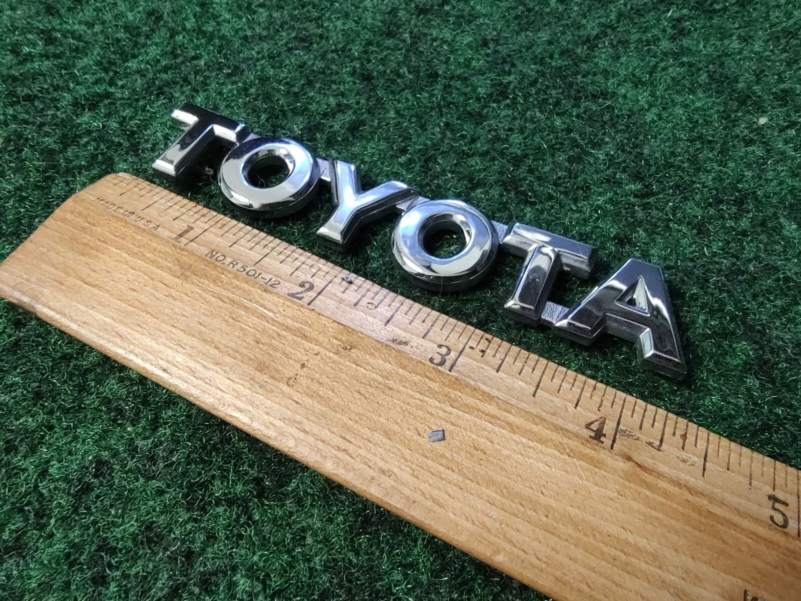 2000-2004 Toyota Avalon Rear Trunk Lid Emblem 4.25'' Chrome OEM 75447AC020 3S1