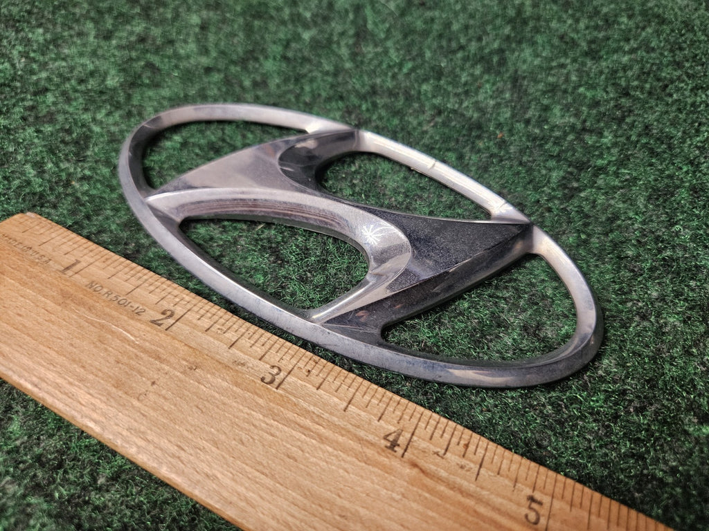 Hyundai Emblem Logo Symbol Badge Chrome OEM Nameplate Name Plate 9L2