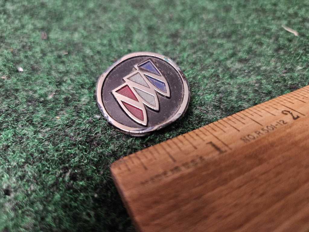 Buick OEM Steering Wheel Horn Pad Emblem Badge Logo Nameplate Name 3M4