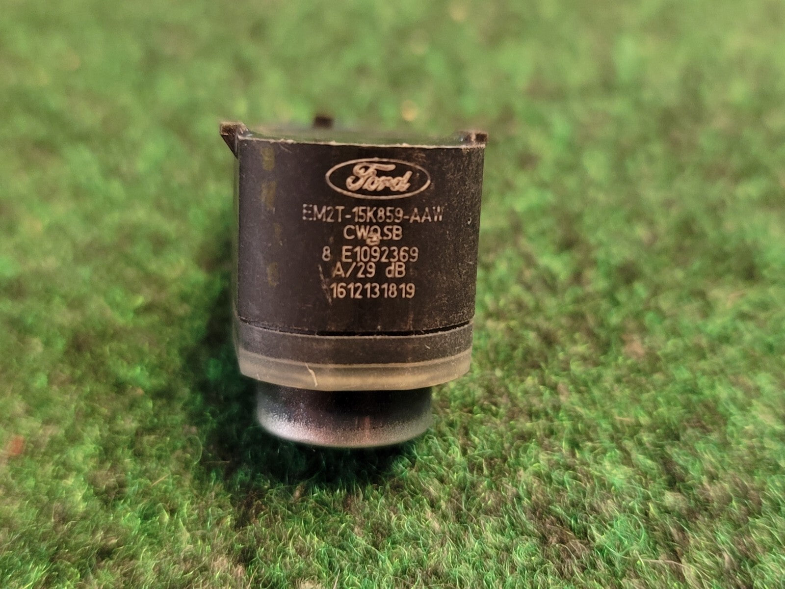 FORD Reverse Parking Park Assist Sensor OEM EM2T-15K859-AAW 9L6