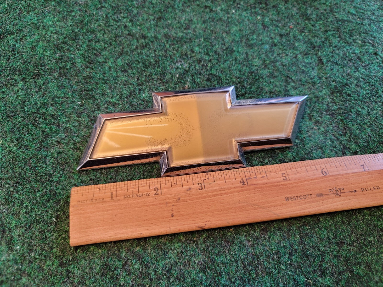 2008-2012 Chevy Malibu Rear Trunk Emblem Logo Badge Bowtie OEM 1M2