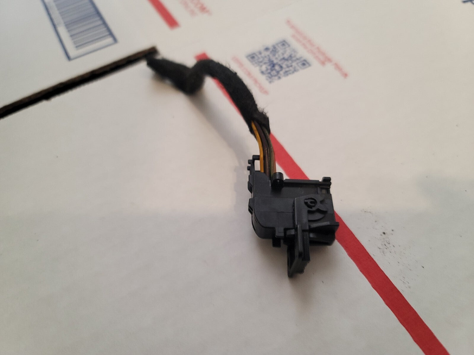 2019 Ford Escape Speedometer Instrument Cluster Speedo PIGTAIL WIRE OEM 7L6