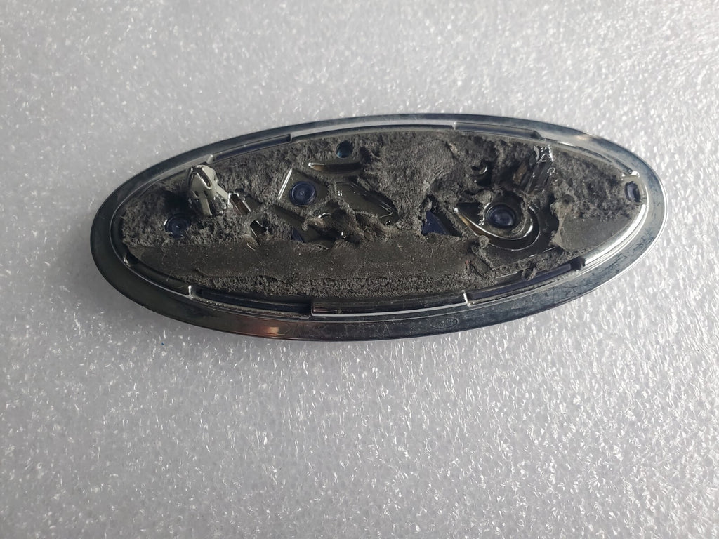 2013 - 2018 Ford Fusion Rear Trunk Deck Lid Emblem Logo Badge DS73 402A16 AC 2L2