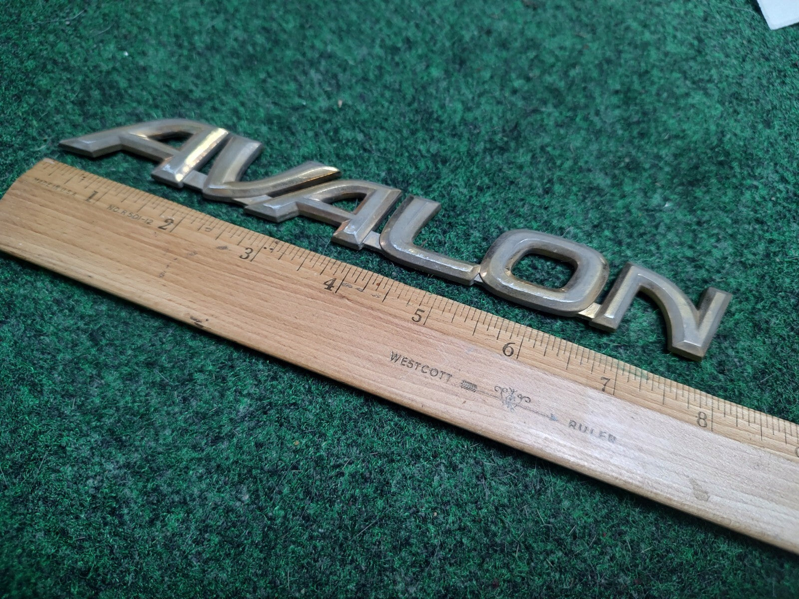 1995 1996 1997 Toyota Avalon Emblem Letters Logo Badge Trunk Rear Gold OEM 3S3