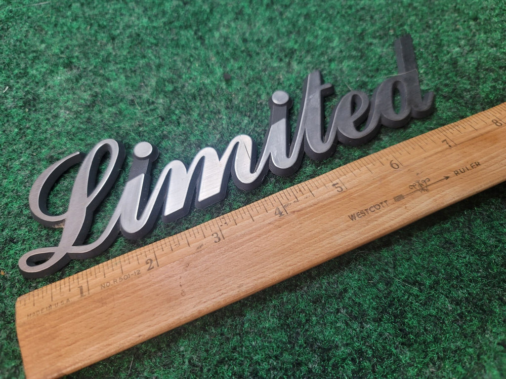Vintage "LIMITED" Emblem Badge Nameplate Name Plate Badge Logo 3S9