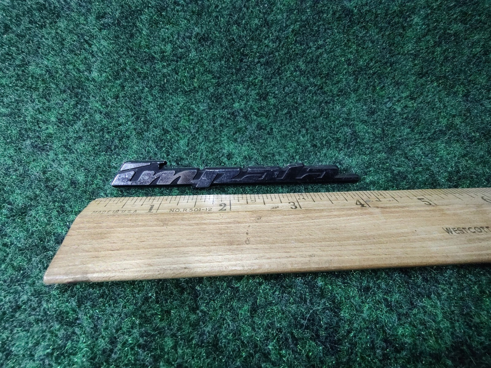 2000-2005 Chevrolet Impala Panel Emblem NAME PLATE BADGE 10290600 OEM 6S8