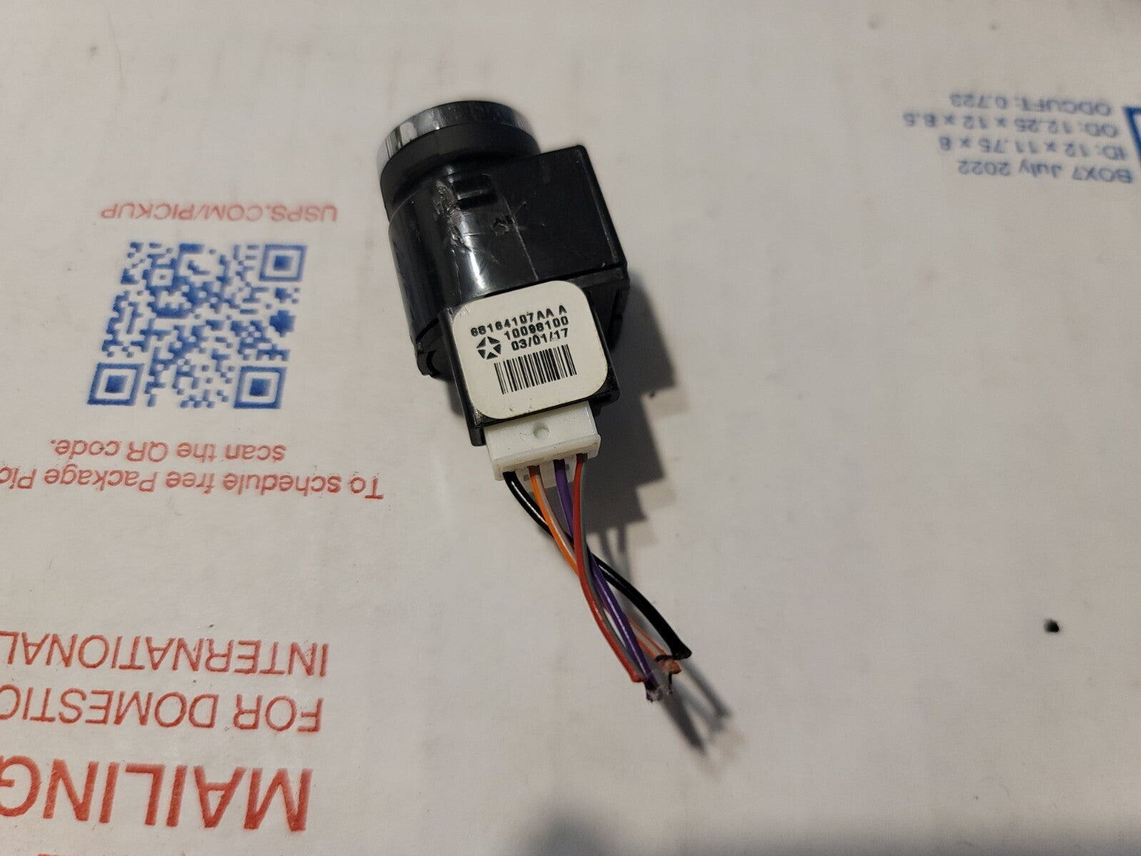 2014 - 2020 DODGE DURANGO FUEL FILLER DOOR LID OPEN SWITCH OEM 68164107AA 7L4