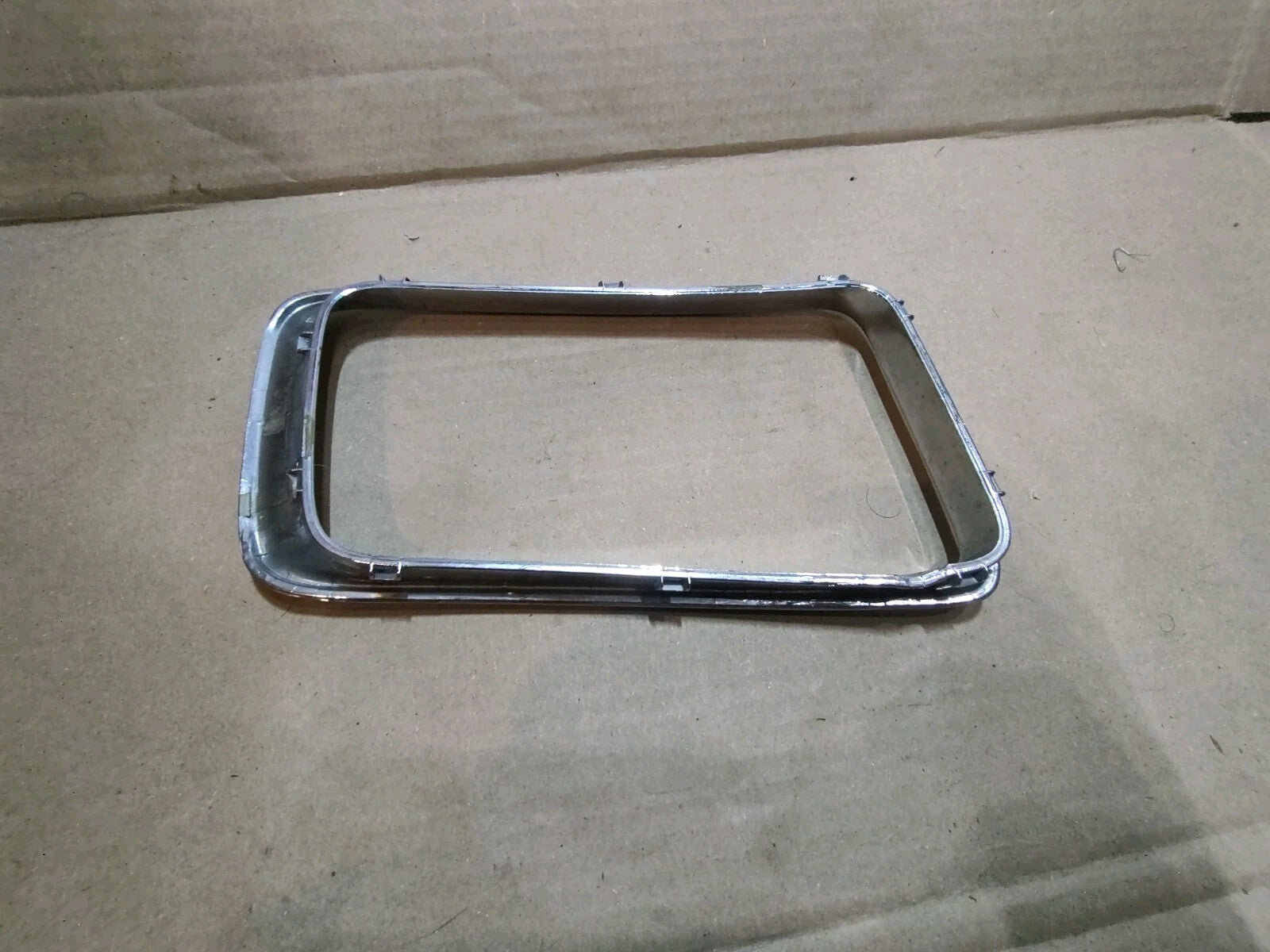 2015-16 Jeep Grand Cherokee Insert Grille Surround Trim Bezel OEM 68143136AB EL3