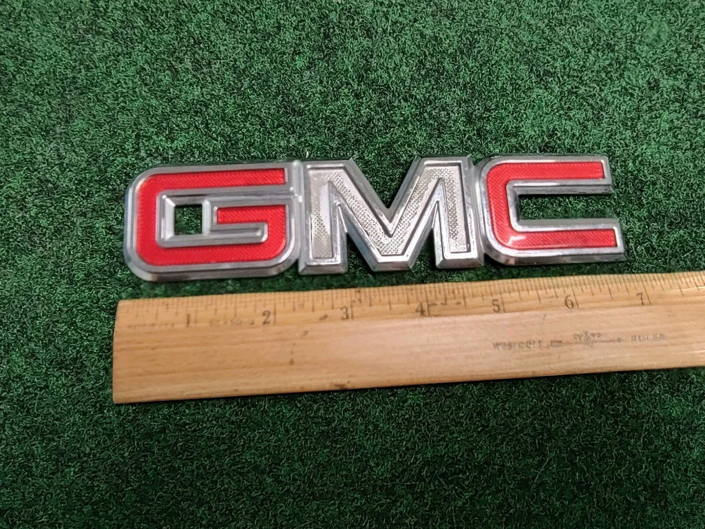 2004-2010 GMC Red 7 inch Lower Rear Door Emblem Badge Nameplate 1S3