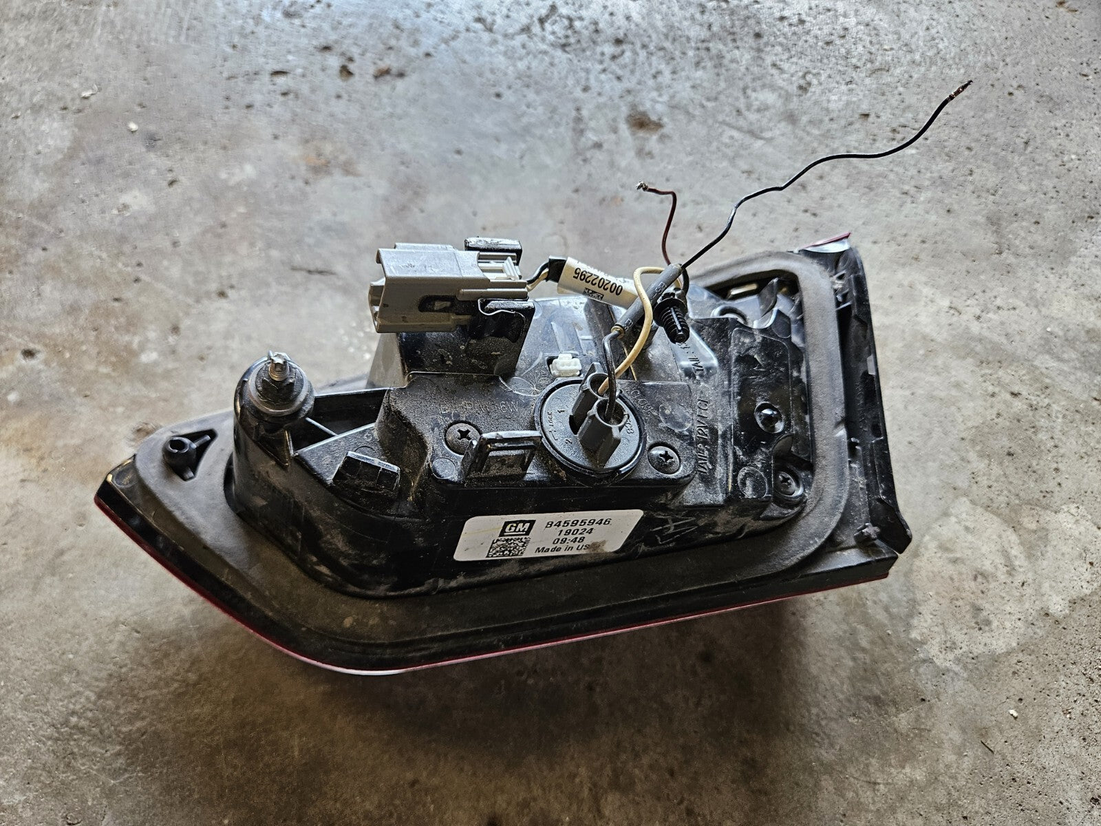2019-2025 CHEVROLET MALIBU REAR LEFT SIDE INNER TAILLIGHT TAILLAMP LED OEM CJ2