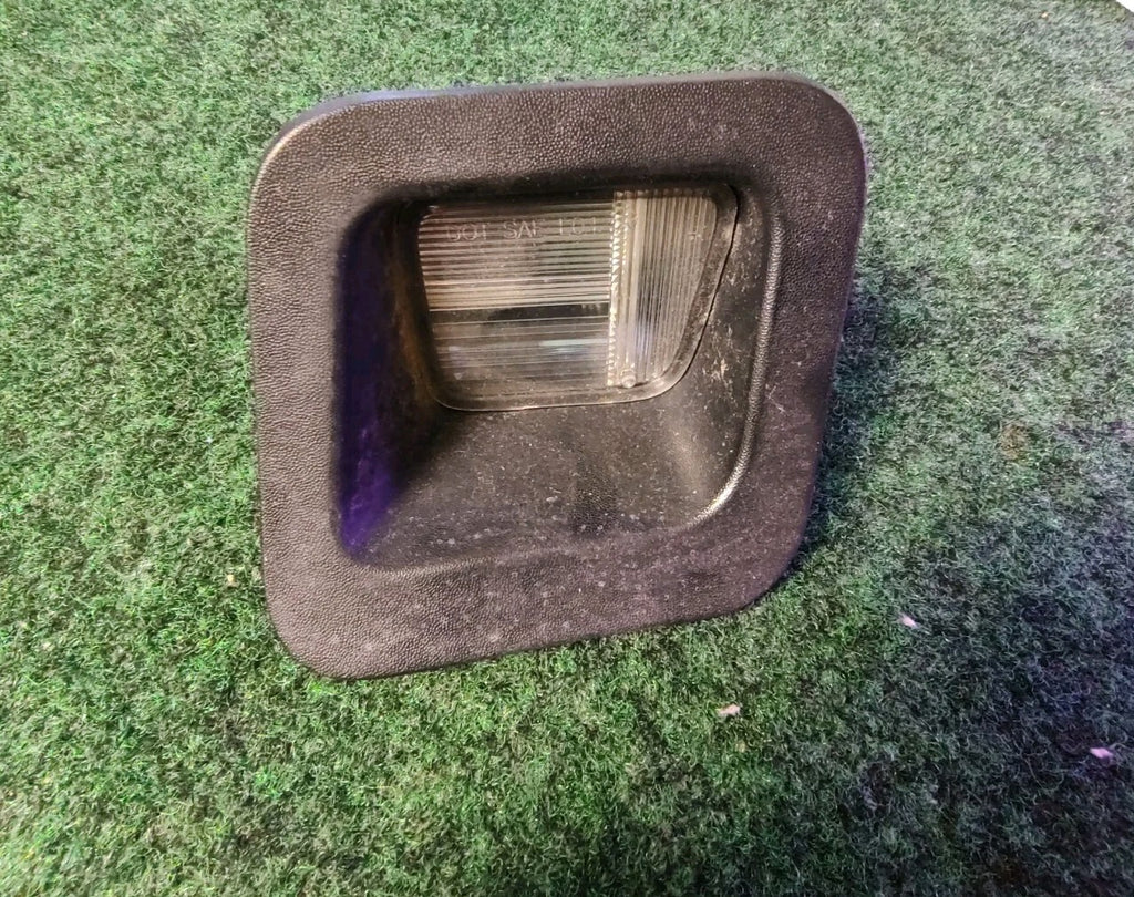 2011-2018 DODGE RAM 2500 3500 REAR LEFT SIDE LICENSE PLATE LIGHT LAMP OEM BL1