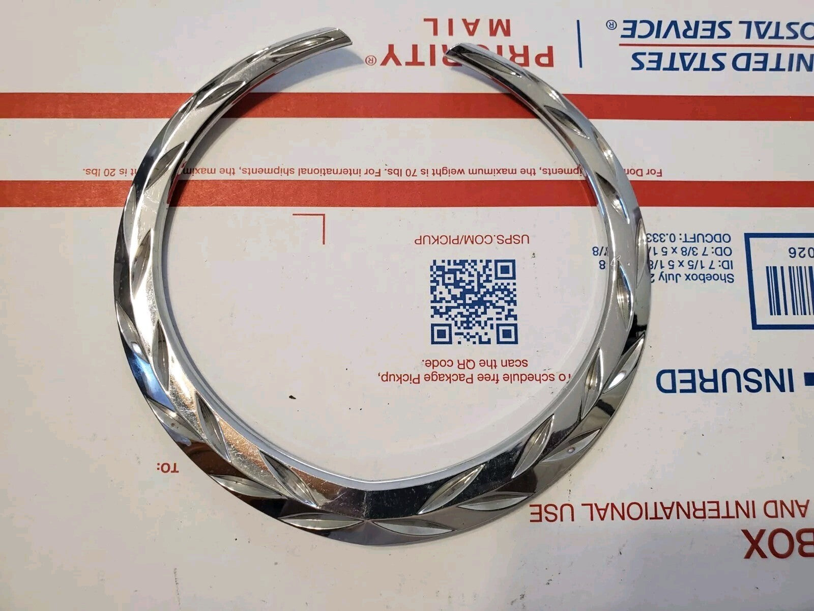 Cadillac OEM Chrome Plastic 6" Wreath Emblem Badge Logo Nameplate 0378490 3L7