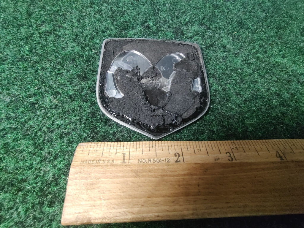 2007 2008 2009 Dodge Avenger Rear Trunk Emblem Badge Logo Name 05155656AA 8L3