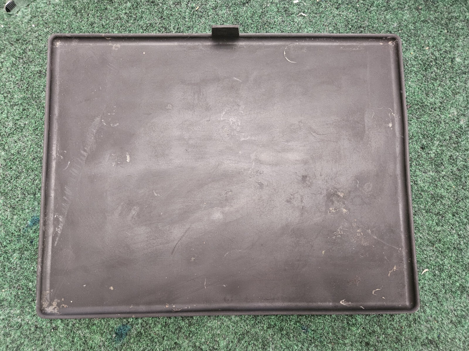 2015-2020 CHEVROLET SUBURBAN CENTER CONSOLE STORAGE BIN TRAY LINER MAT OEM 5M3