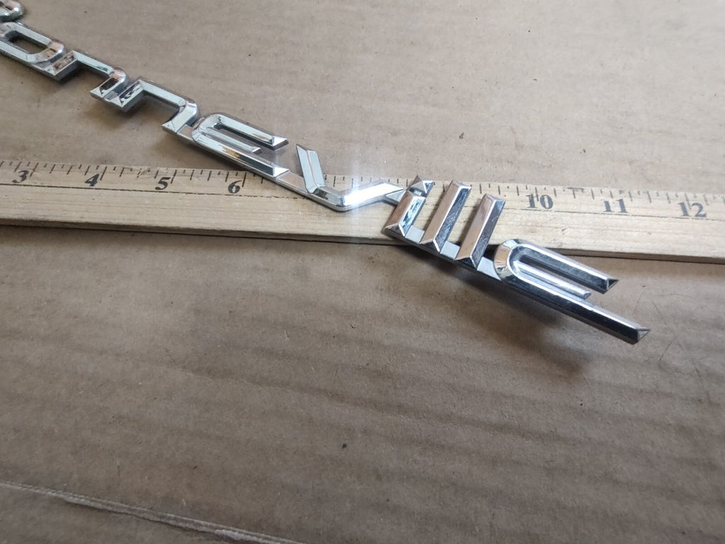 00 01 02 03 04 PONTIAC BONNEVILLE REAR LID EMBLEM LOGO BADGE SYMBOL OEM DL1