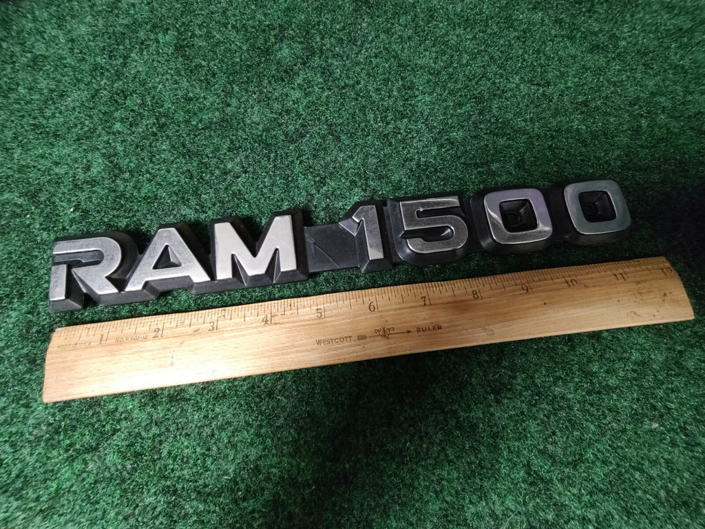 1998 1999 2000 2003 Dodge Ram 1500 Door Emblem Nameplate Decal 55295310 3M1
