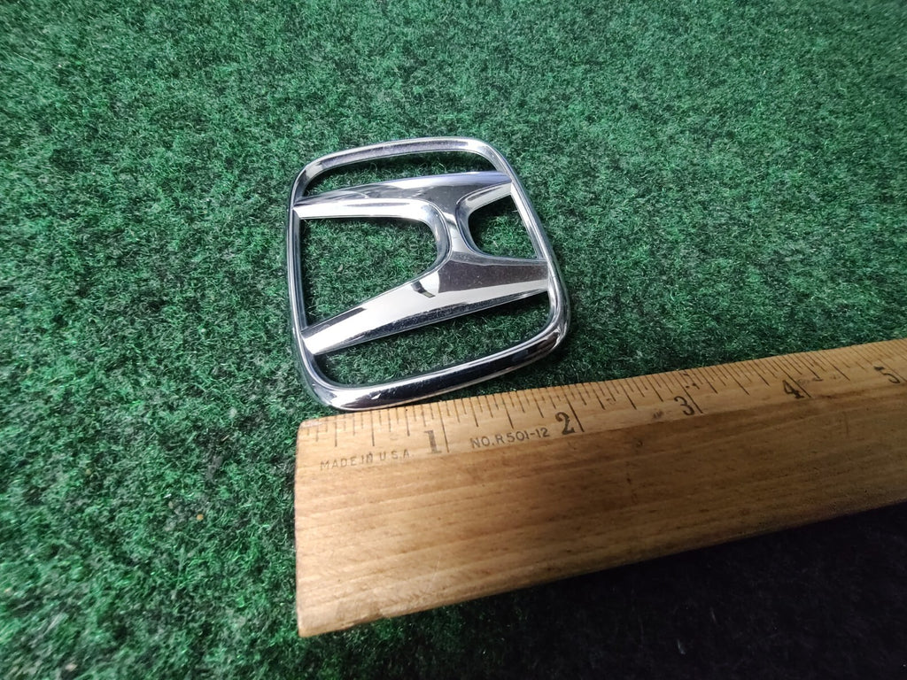2006-2007 Honda Accord 4 Door Sedan Trunk Deck Lid Emblem 75701-SDA-A000 5S4