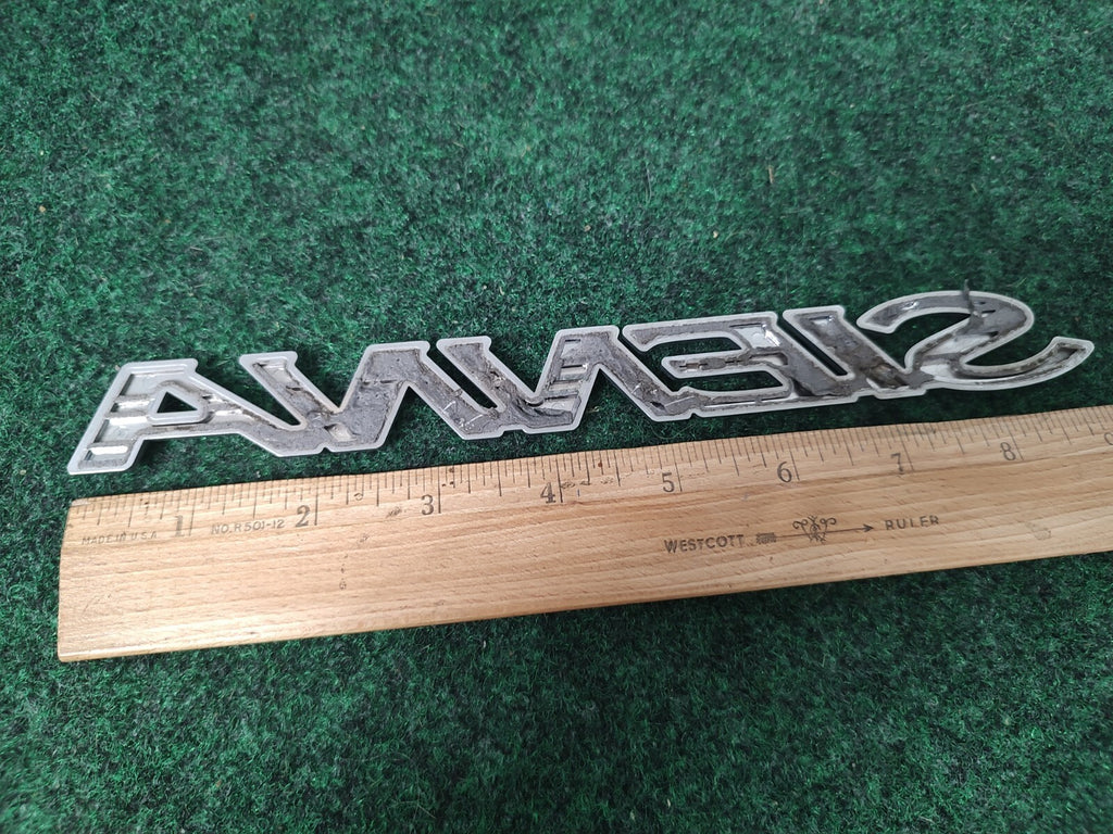 TOYOTA SIENNA  REAR LID GATE CHROME EMBLEM LOGO BADGE SIGN OEM Name Plate  1M4