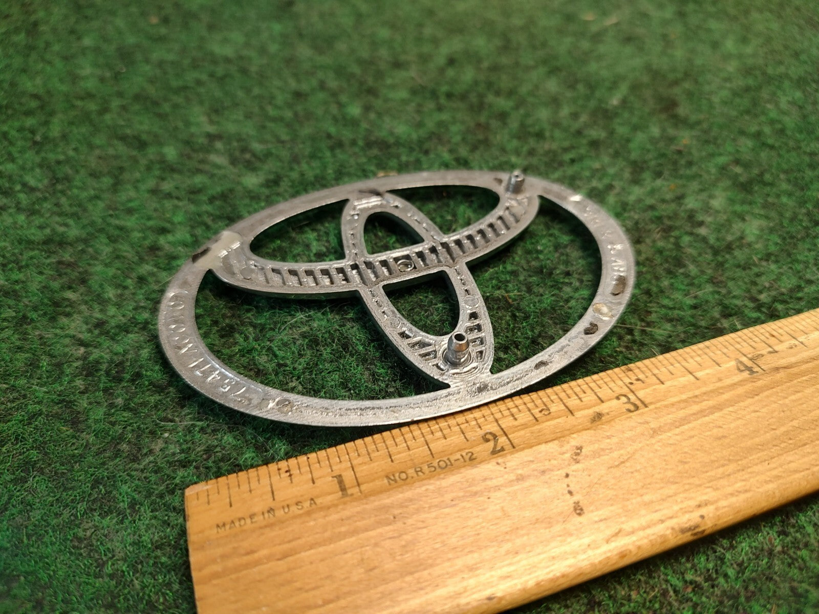 Toyota Avalon 3.875" trunk emblem badge decal logo symbol OEM Genuine 3S4