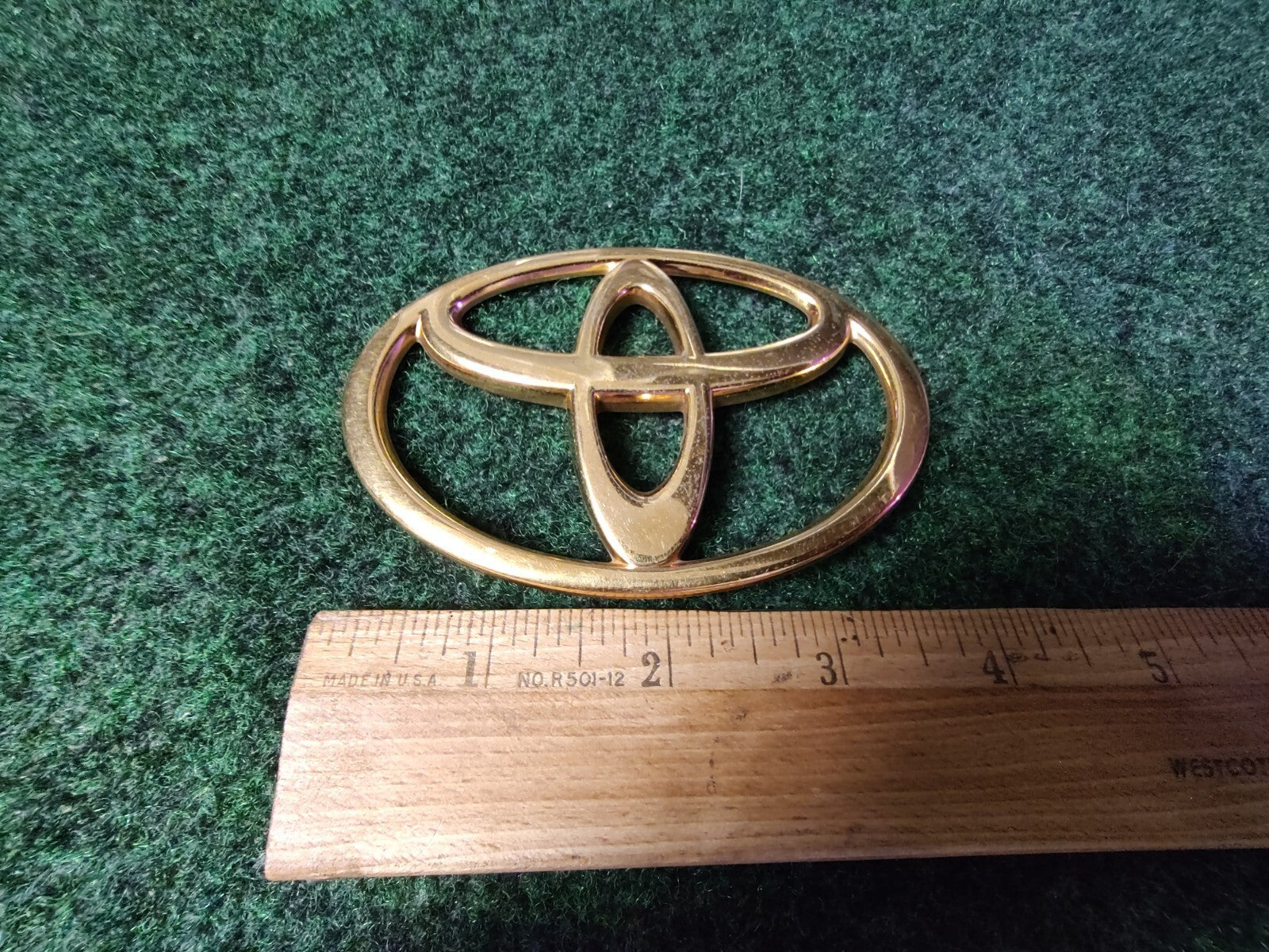 Toyota 1997-2001 Camry Gold Rear Trunk Emblem Badge Logo Name 75441-AA040 2M4