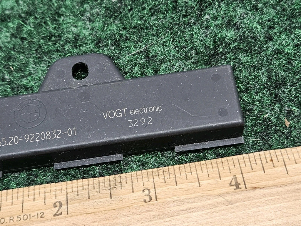 BMW F20 F30 F32 F10 F01 Interior Antenna Convenience Module Unit 9220832 7S9