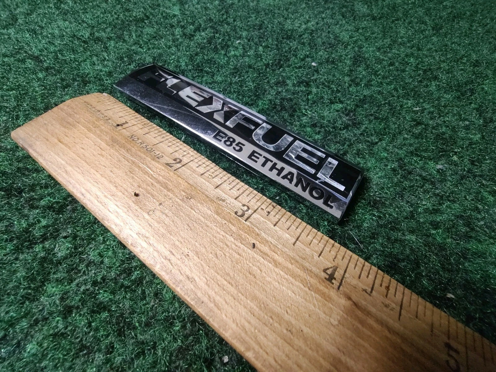 Chevy Flex Fuel E85 Ethanol Emblem Badge Decal Chevrolet OEM 15910899 1S3