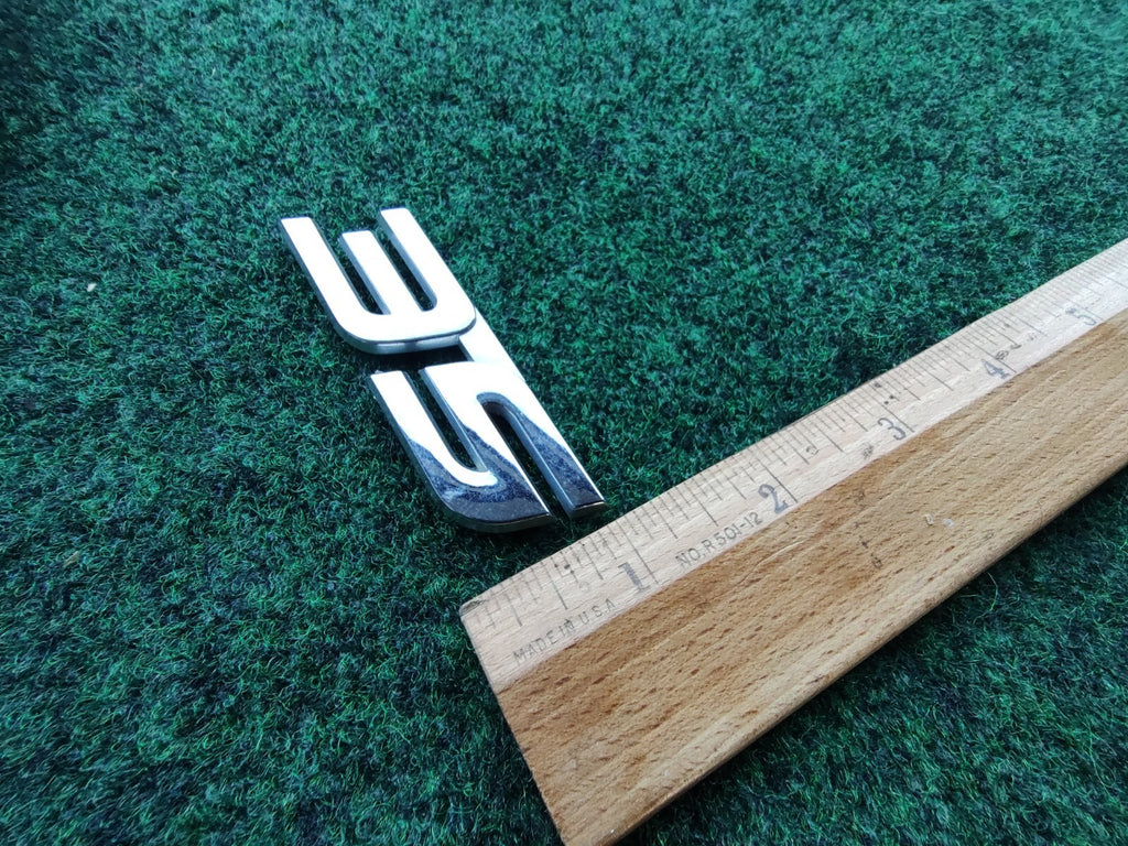 99 00 01 02 03 FORD WINDSTAR SE REAR CHROME EMBLEM LOGO BADGE SYMBOL USED 5S4