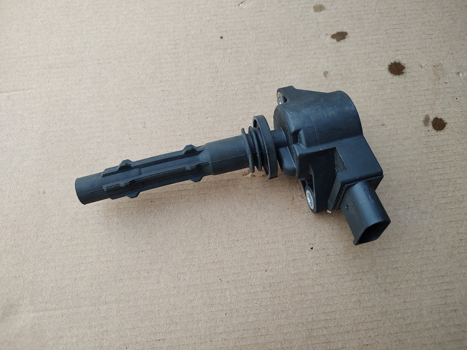 Mercedes C300 ML350 CLK350 E350 S550 Ignition Coil A 001502780 JT5