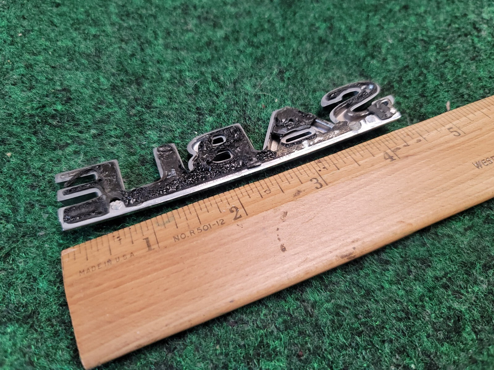 00 01 02 03 MERCURY SABLE REAR GATE LID EMBLEM BADGE SYMBOL LOGO OEM 2M4